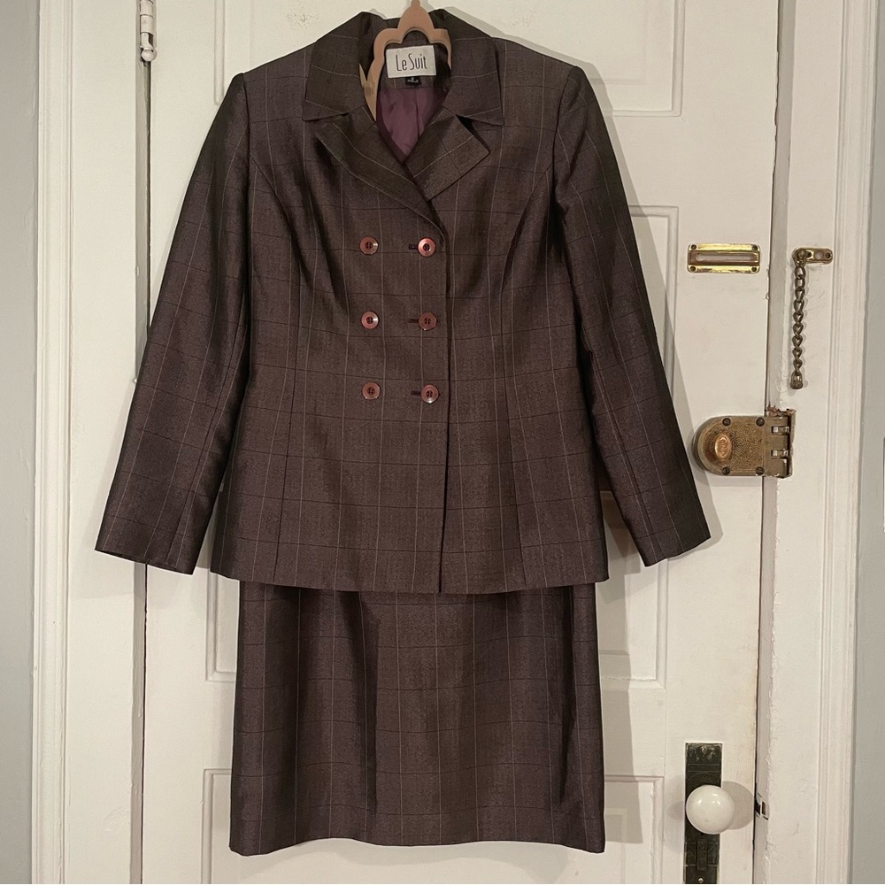2 Piece Le Suit Skirt Set